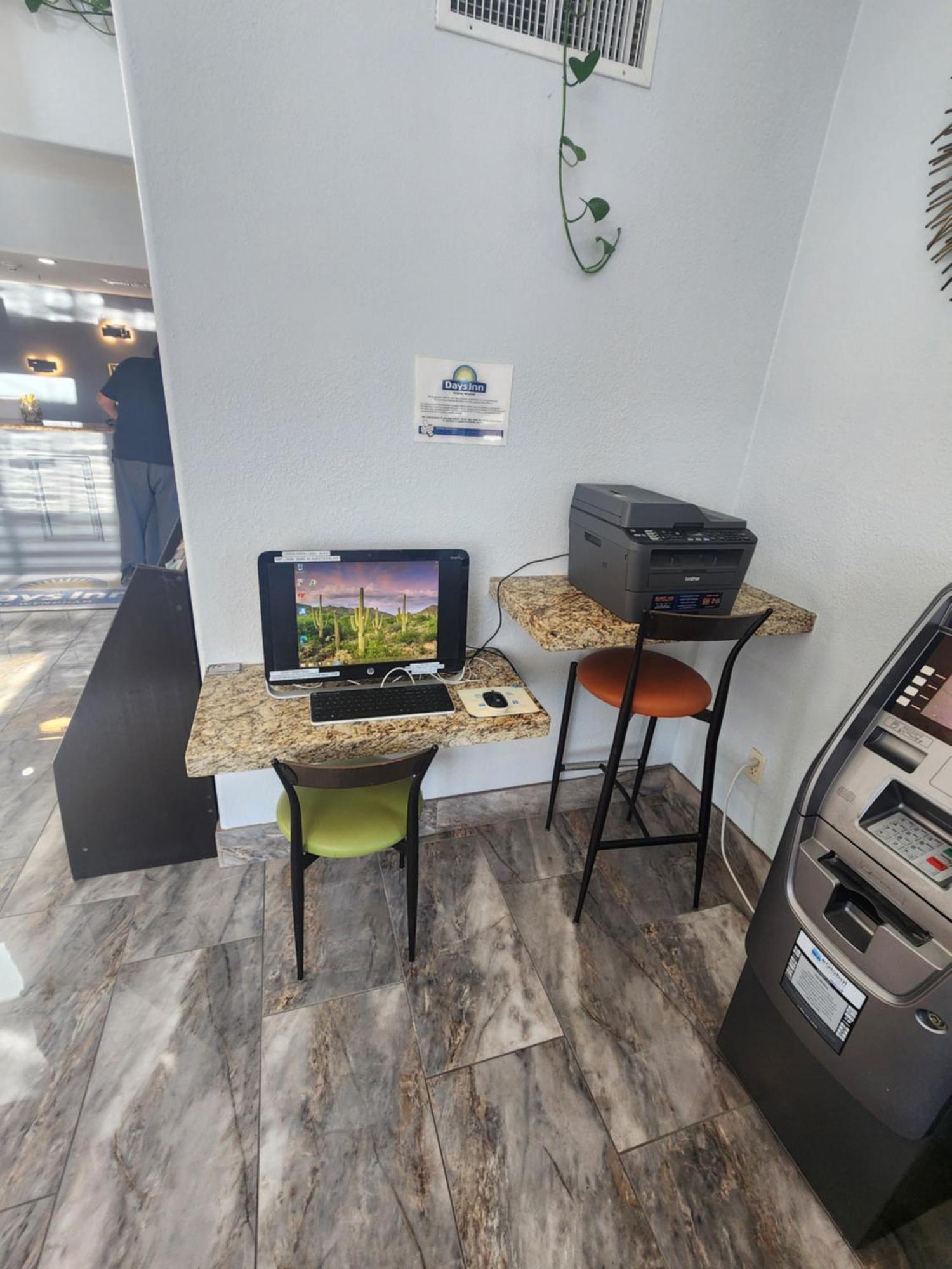 Days Inn & Suites By Wyndham Tucson/Marana Extérieur photo