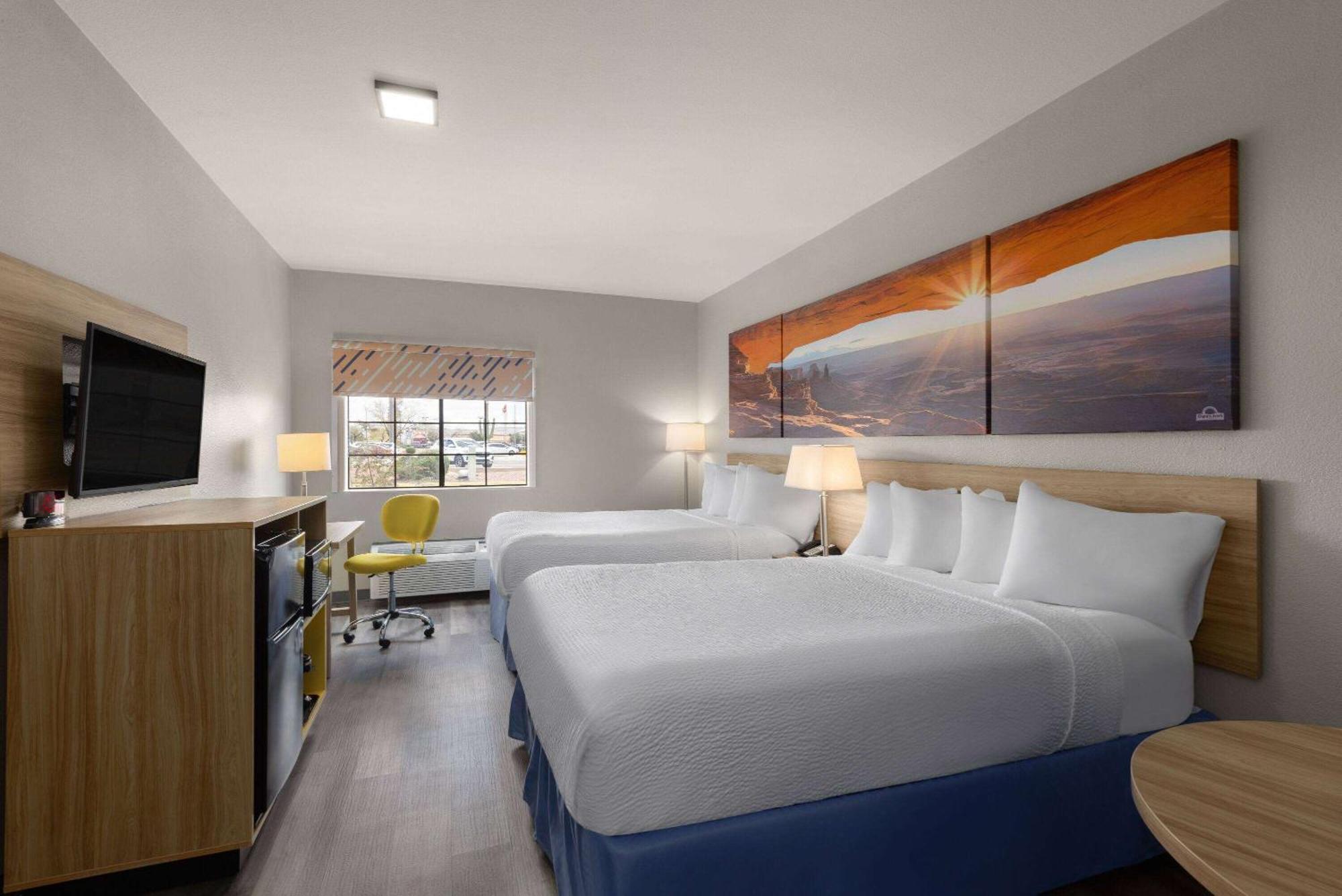 Days Inn & Suites By Wyndham Tucson/Marana Extérieur photo