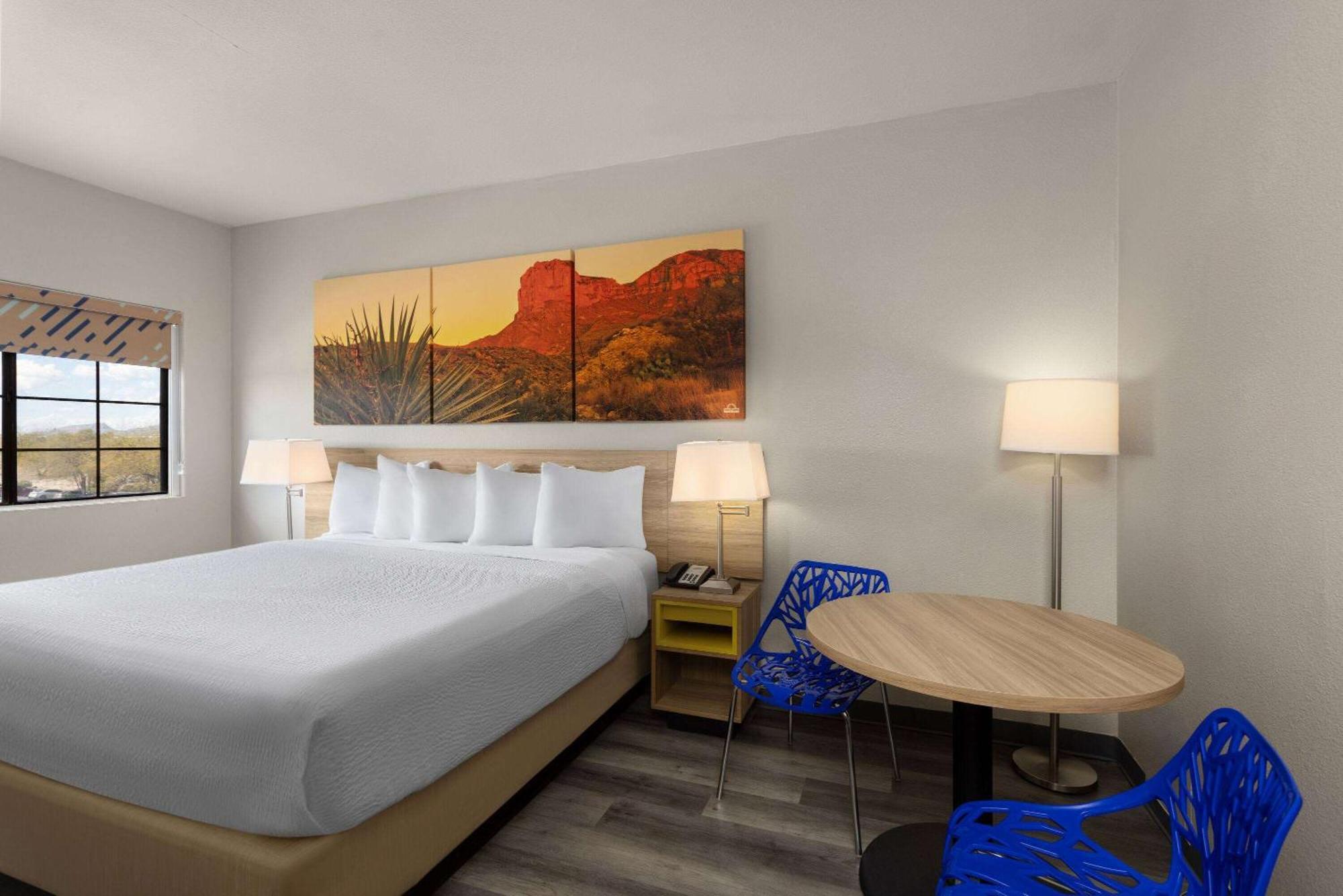 Days Inn & Suites By Wyndham Tucson/Marana Extérieur photo